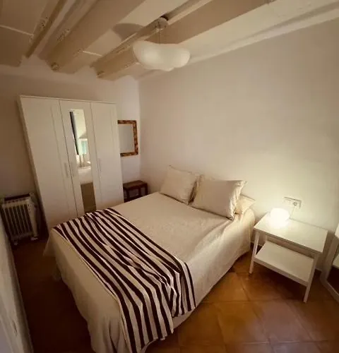 In Ciutat Vella Born *